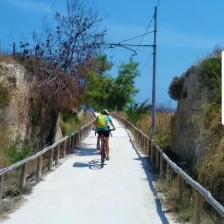 Dimora Santa Lucia סירקוזה